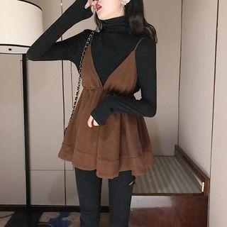 Long-sleeve Mock Neck T-shirt / Spaghetti-strap Top