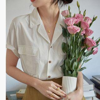 Short-sleeve V-neck Lapel Button-up Blouse