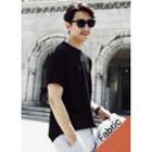 Round-neck Elbow-sleeve T-shirt