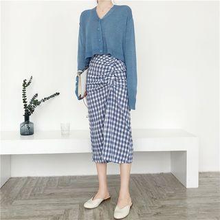 Loose-fit Cardigan / Check Slim-fit Skirt