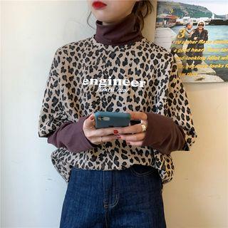 Mock Two-piece Leopard Print Long-sleeve T-shirt