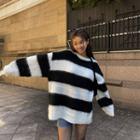 Stripe Fluffy Sweater Black - One Size