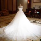 Off-shoulder Rose Applique Wedding Dress