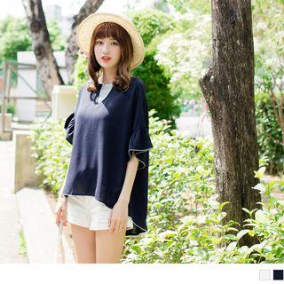 Striped V-neck Contrast Trim Top