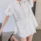 Short-sleeve Lace Top / Shorts