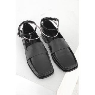 Inset Anklet Square-toe Loafers