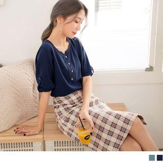 Notched Collar Buttoned Chiffon Top