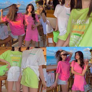 Short-sleeve Reversible Lettering T-shirt