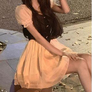 Short-sleeve Round Neck A-line Mini Dress