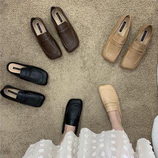 Square-toe Cutout Panel Loafers