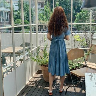 Square-neck Accordion-pleat Dress