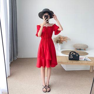 Off-shoulder Ruffled Short-sleeve Dress