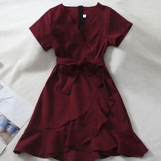 Short-sleeve V-neck Chiffon A-line Dress