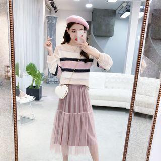 Color Block Sweater / Mesh Midi Skirt