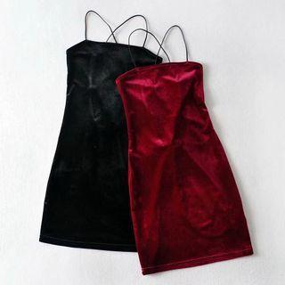 Plain Spaghetti Strap Velvet Dress