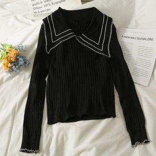 Pointy-collar Skinny Knit Top