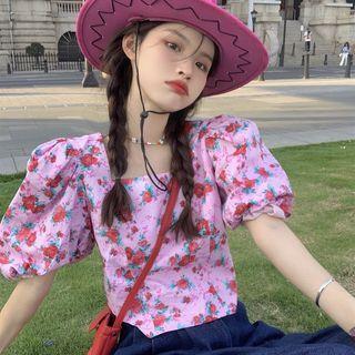 Short-sleeve Square Neck Floral Cropped Blouse Pink - One Size