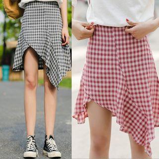 Plaid A-line Asymmetric Skirt