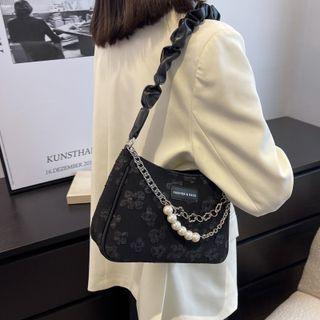 Floral Embroidered Faux Pearl Chained Shoulder Bag
