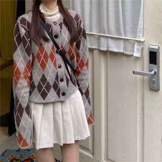 Argyle Cardigan / Pleated Skirt