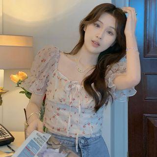 Puff-sleeve Square Neck Floral Cropped Blouse White - One Size