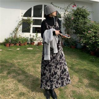 Long-sleeve Turtleneck T-shirt / Printed Midi Overall Dress