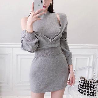 Set: Sleeveless Mini Knit Dress + V-neck Sweater