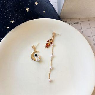 Astronaut & Rocket Faux Pearl Asymmetrical Dangle Earring