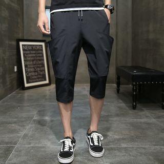 Zip Pocket Capri Pants