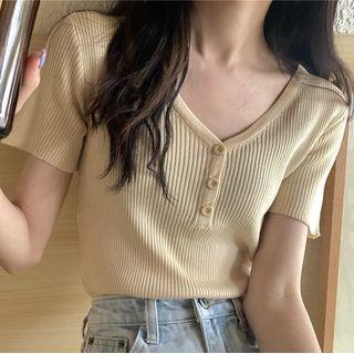 V Neck Short Sleeve Knit Top