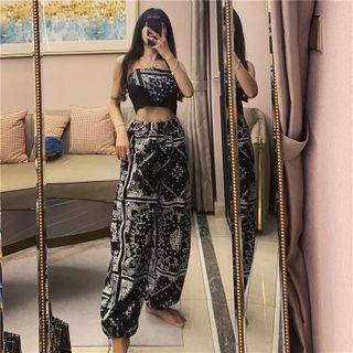 Paisley Print Cropped Camisole Top / Drawstring-cuff Pants