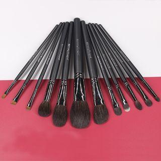 Set Of 12 : Make-up Brush As Shown In Figure - One Size