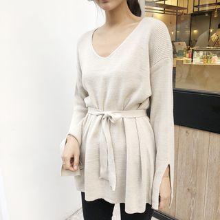 V-neck Tie-waist Long-sleeve Knit Top