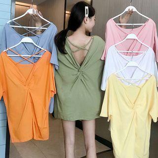 Short-sleeve Twisted Open Back T-shirt
