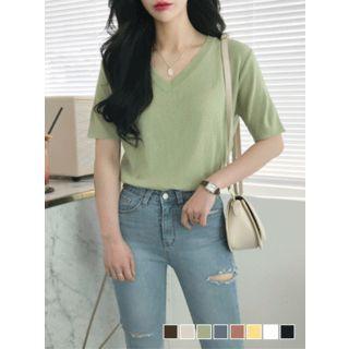 V-neck Colored Lightweight Knit Top