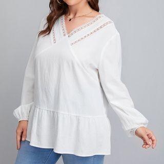 Plus Size V-neck Lace Panel Blouse