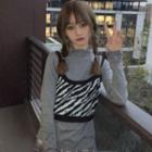 Long-sleeve Mock-neck Top / Zebra Print Camisole Top