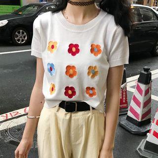 Short-sleeve Flower Embroidered Knit Top