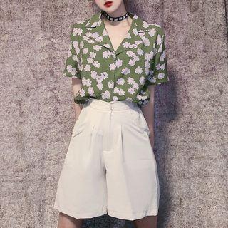 Short-sleeve Floral Shirt / Wide-leg Shorts