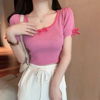 Short-sleeve Tie Accent Plain Knit Top