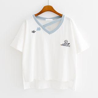 Embroidered Side-slit Cutout Short-sleeve T-shirt