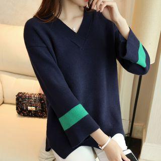Colour Block Bell-sleeve Knit Top