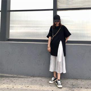 Elbow-sleeve Slit-front Midi T-shirt / Pleated Midi Skirt