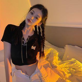 Short-sleeve Butterfly Embroidered Chained Crop Top
