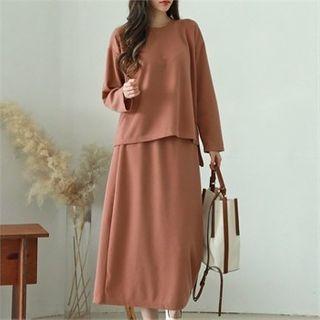 Set: Round-neck Slit-side Top + Band-waist Midi Skirt