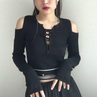 Cold-shoulder Crop Knit Top