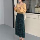Long-sleeve T-shirt / Floral Print Midi A-line Skirt