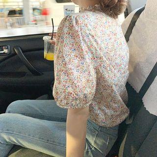Floral V-neck Short-sleeve Top As Figure - One Size