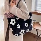 Two-tone Print Fluffy Tote Bag