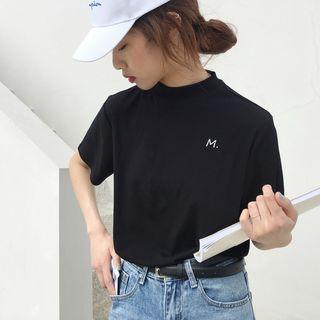 Short-sleeve Mock Neck M T-shirt